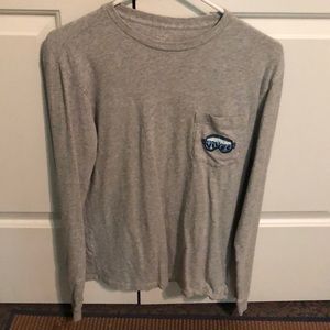 Vineyard vines long sleeve Tee